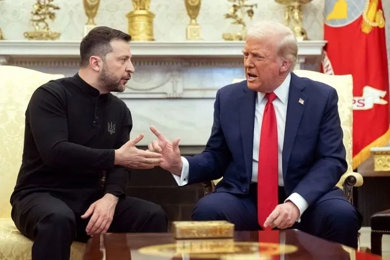 Tổng thống Donald Trump trao đổi với Tổng thống Ukraine Volodymyr Zelensky tại Nhà Trắng vào 28/2