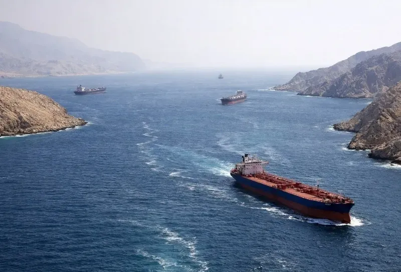 Iran công bố 5 quốc gia “thân thiện” được phép qua eo biển Hormuz