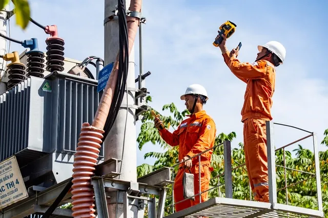 Tiêu thụ điện lập kỷ lục mới, miền Bắc có thể chạm mốc 31.500 MW trong đợt nắng nóng