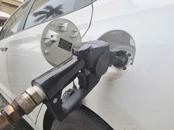 Giá xăng dầu giảm mạnh từ 21/4: RON95 còn 23.042 đồng/lít