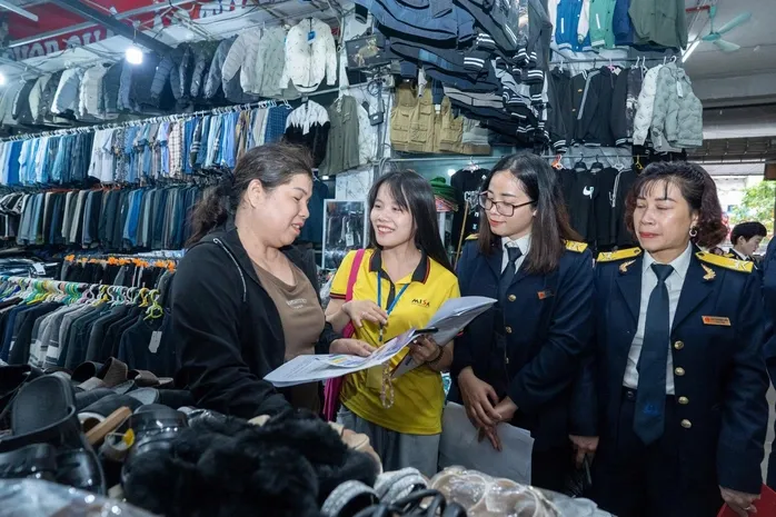 Hộ kinh doanh dưới 500 triệu vẫn được dùng hóa đơn điện tử