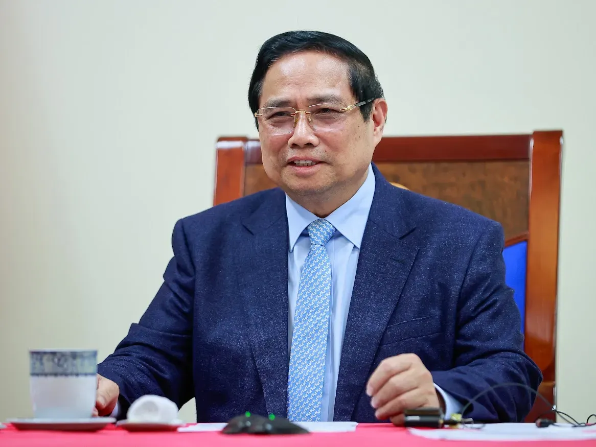 Thủ tướng Phạm Minh Chính điện đàm với Thủ tướng Kuwait, thúc đẩy hợp tác năng lượng và xem xét tiếp tục cung ứng dầu thô cho Việt Nam