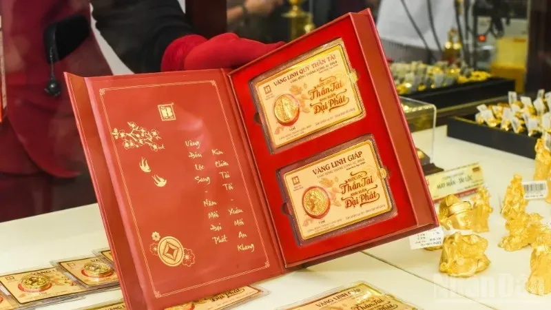 Giá vàng (05/03): Thị trường tạm thời đi ngang sau những phiên biến động dữ dội