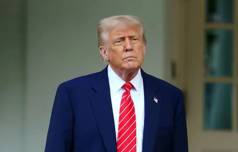 Vài tàu dầu đi qua Hormuz có thể là “món quà lớn” Iran dành cho ông Trump