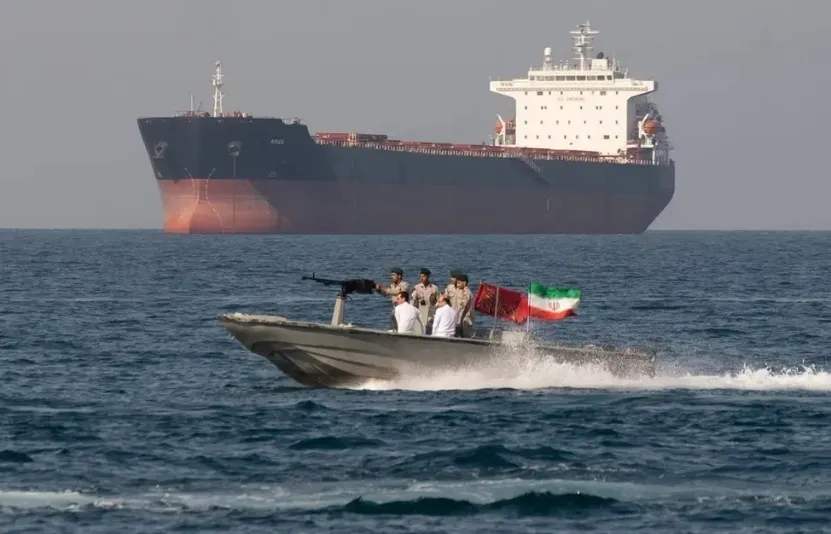 Pháp – Anh thúc đẩy mở lại eo biển Hormuz, không loại trừ phương án quân sự