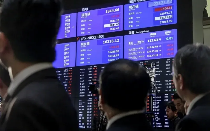 S&P 500 lập kỷ lục nhờ Big Tech, chứng khoán Hàn Quốc bị bán tháo kỷ lục
