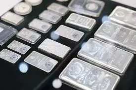 Giá bạc 24/2: Đảo chiều giảm mạnh