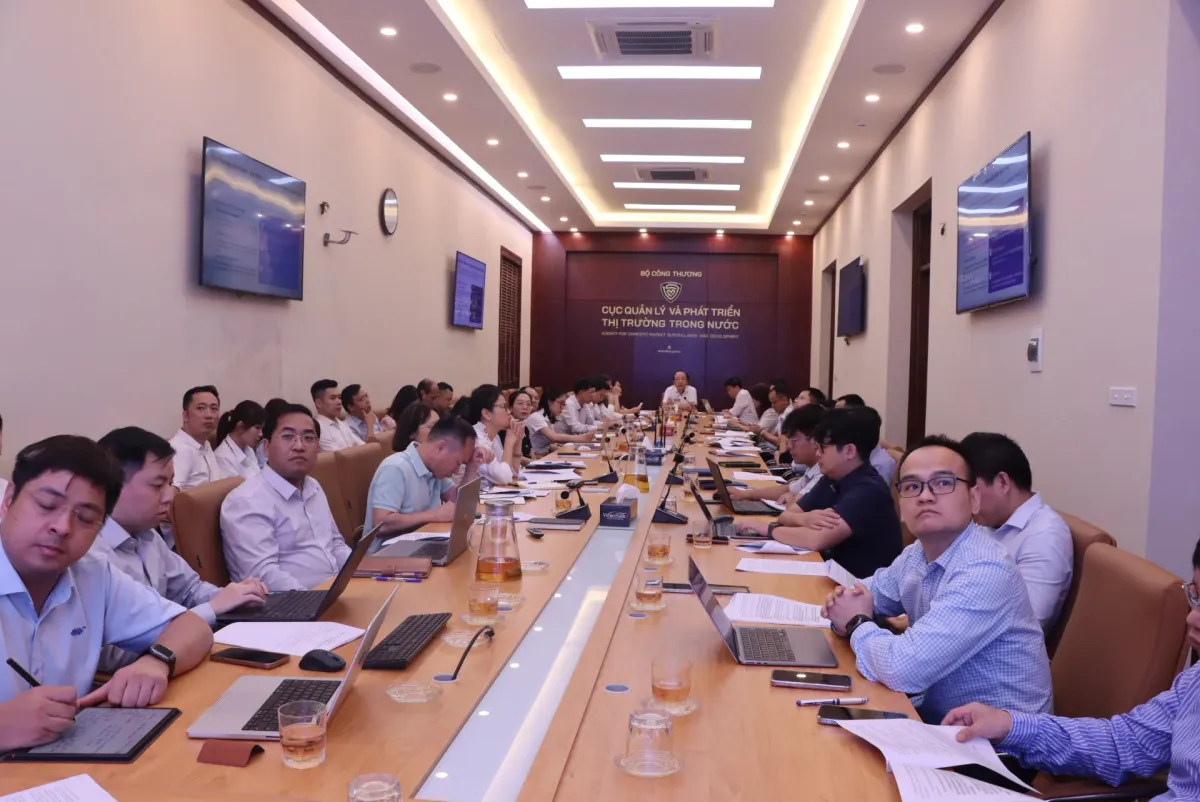 Phát triển thị trường giao dịch hàng hóa phái sinh đối với sản phẩm năng lượng
