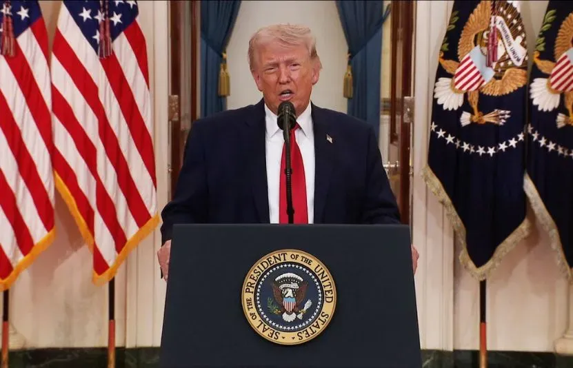 Trump mở rộng chiến dịch trừng phạt Iran, cảnh báo hậu quả với các nước hỗ trợ Tehran