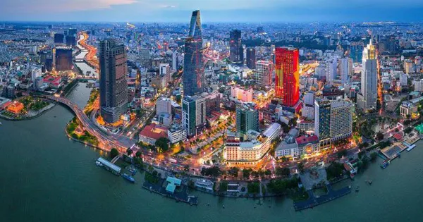 Việt Nam hướng tới mục tiêu quốc gia phát triển năm 2045: Lộ trình ba giai đoạn và bốn đột phá chiến lược