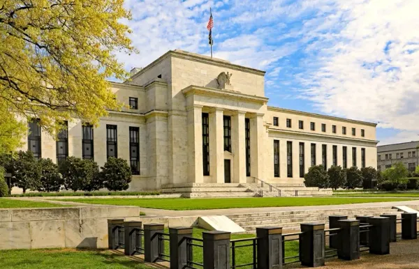 IMF dự báo: Fed có thể chỉ giảm lãi suất 1 lần trong năm 2026