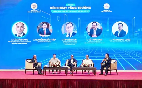 Việt Nam hướng tới tăng trưởng hai con số: Không thể chỉ dựa vào vốn và lao động