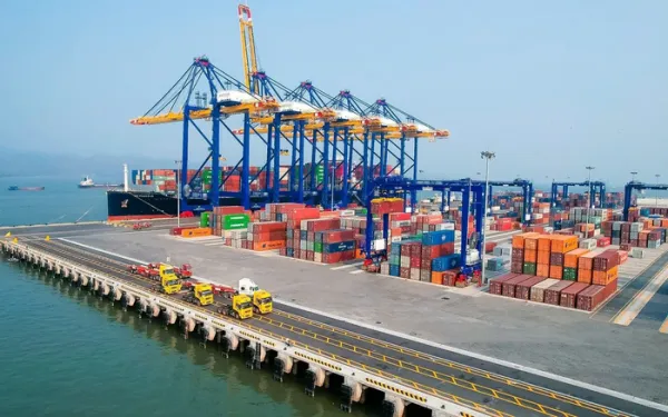 Xuất nhập khẩu Việt Nam 6 tháng đầu năm 2026: Tăng trưởng ấn tượng và dấu hiệu bứt phá sản xuất