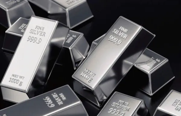 Giá bạc 21/8: trong nước giảm, thế giới lên 68,354 USD/ounce