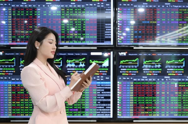 Thị trường chứng khoán phiên sáng 7/1/2026: VN-Index bứt phá 1.830 điểm, nhóm năng lượng và ngân hàng đua nhau lập đỉnh