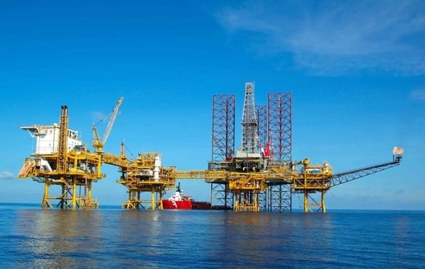 Giá dầu ngày 10/7 giảm gần 2% do lo ngại lạm phát và triển vọng nhu cầu kém tích cực