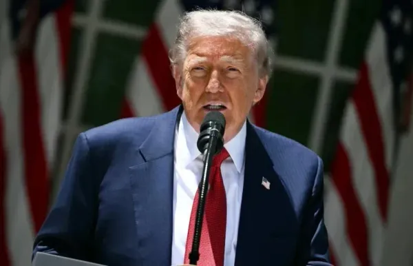 Donald Trump: Phản hồi của Iran là “hoàn toàn không thể chấp nhận được”