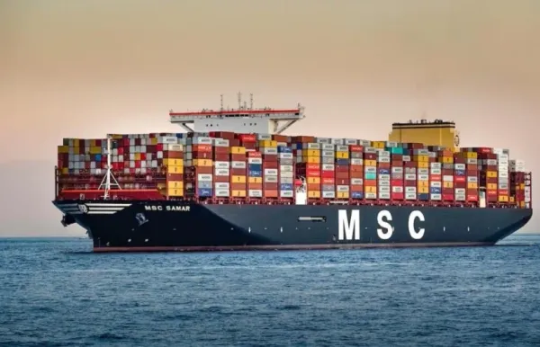 Hãng vận tải biển MSC triển khai tuyến thương mại mới tránh eo biển Hormuz