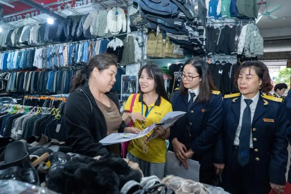 Hộ kinh doanh dưới 500 triệu vẫn được dùng hóa đơn điện tử