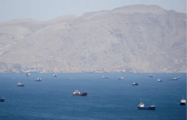 Iran ban hành loạt quy định mới cho tàu thuyền qua eo biển Hormuz