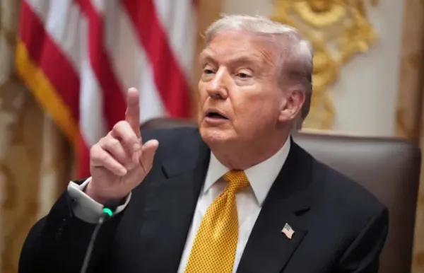 Ông Trump gia hạn lệnh ngừng bắn với Iran, Tehran phản ứng gay gắt