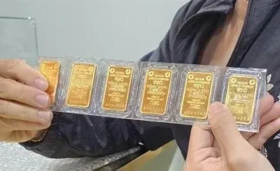Giá vàng trong nước đi ngang, SJC duy trì ngưỡng 141,7 triệu đồng